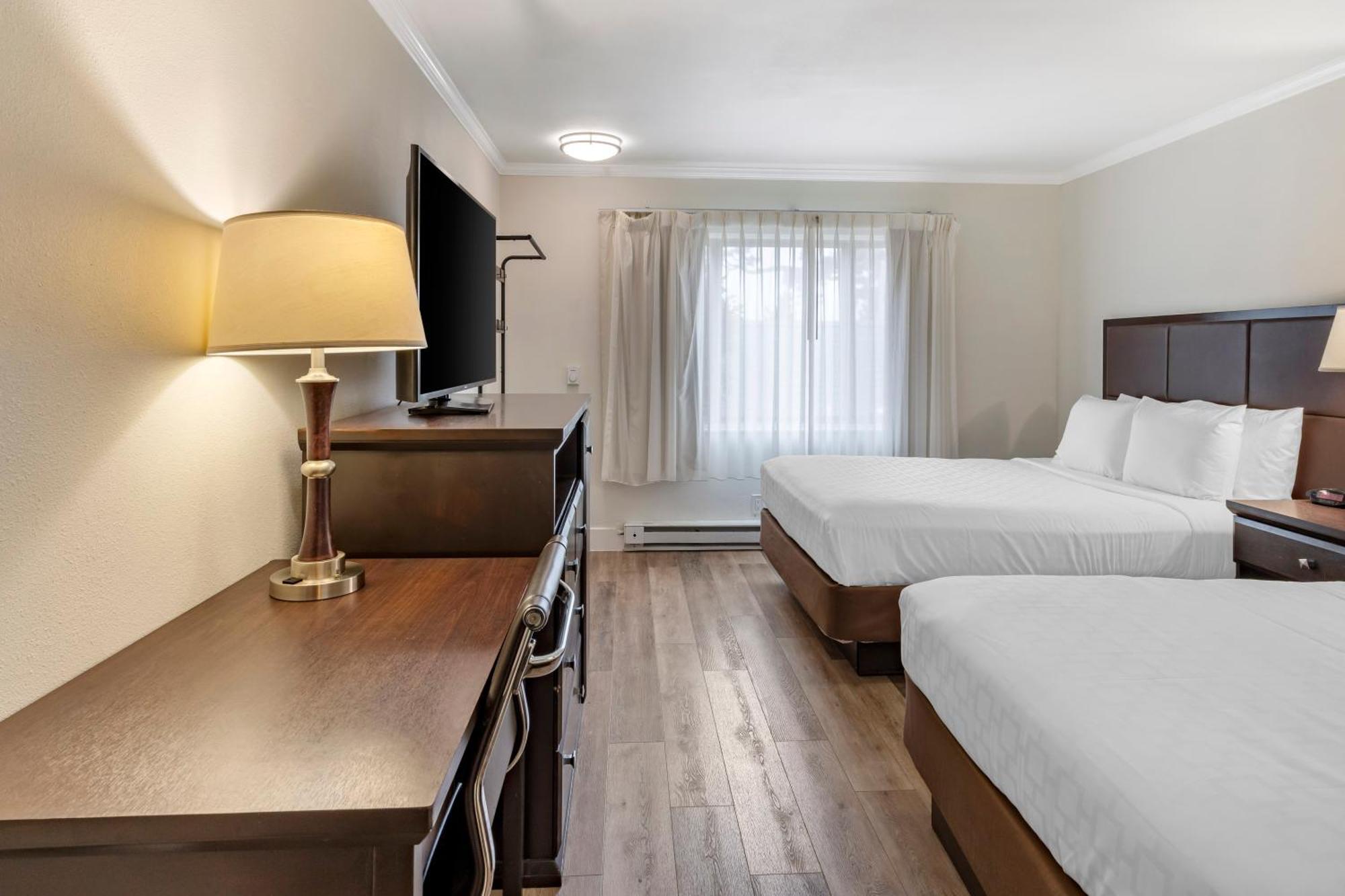 Best Western Carmel'S Town House Lodge Экстерьер фото