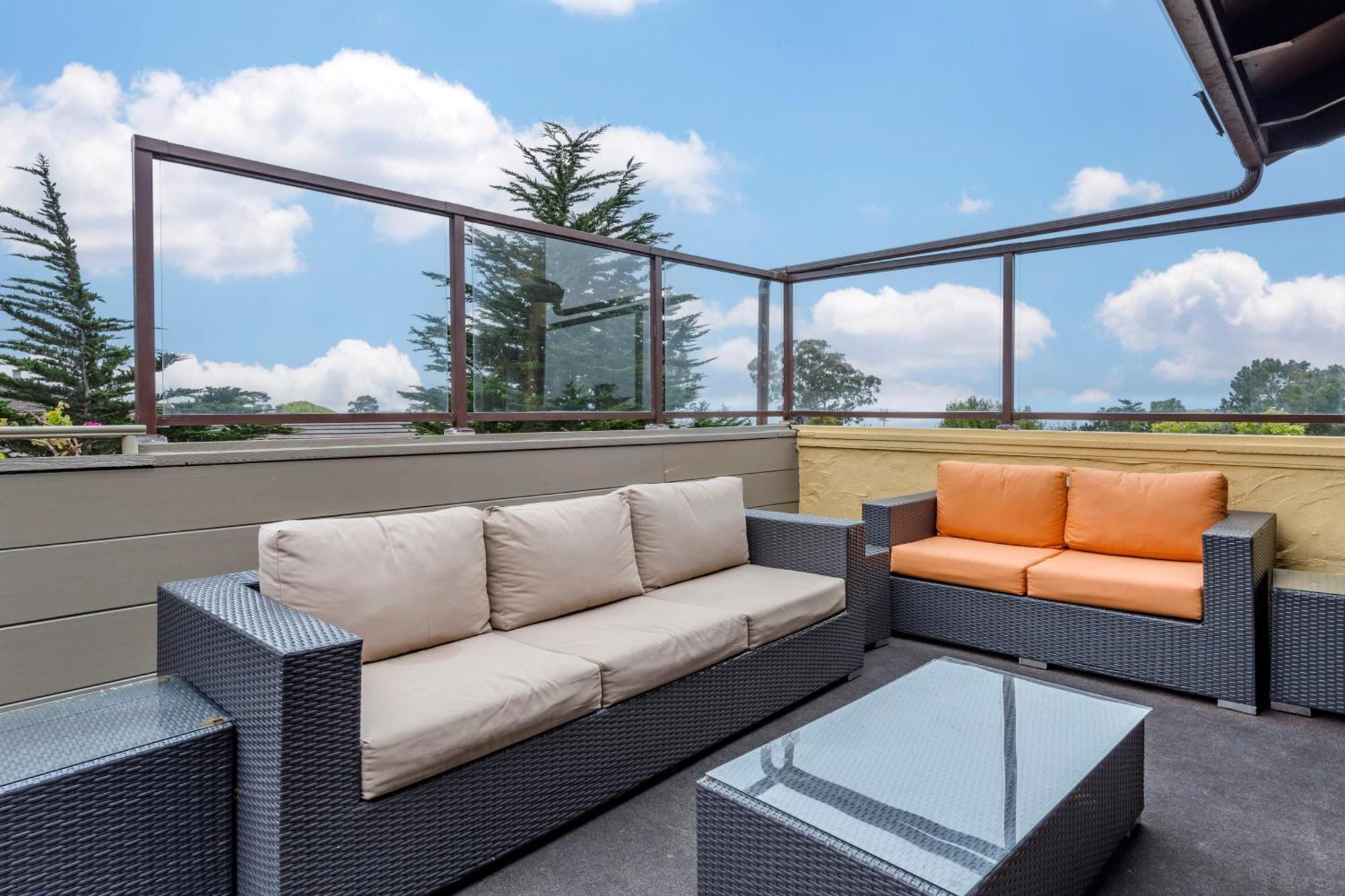 Best Western Carmel'S Town House Lodge Экстерьер фото